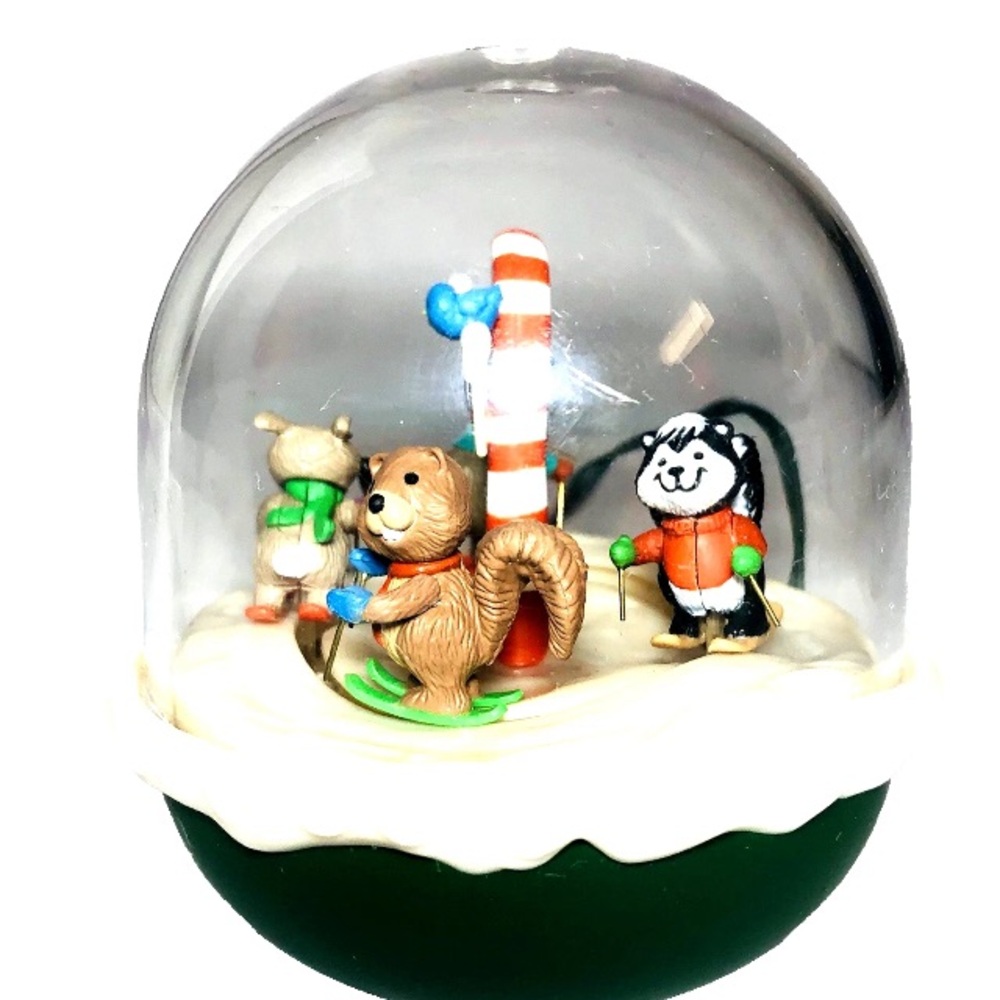 Hallmark Keepsake Ornament 1989 Vintage Forest Frolics